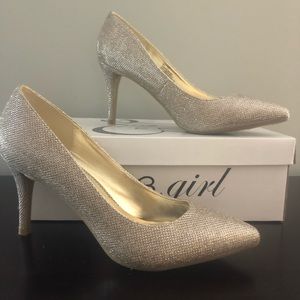 143 Girl Women’s Heels Blush Glitter Size 8.5